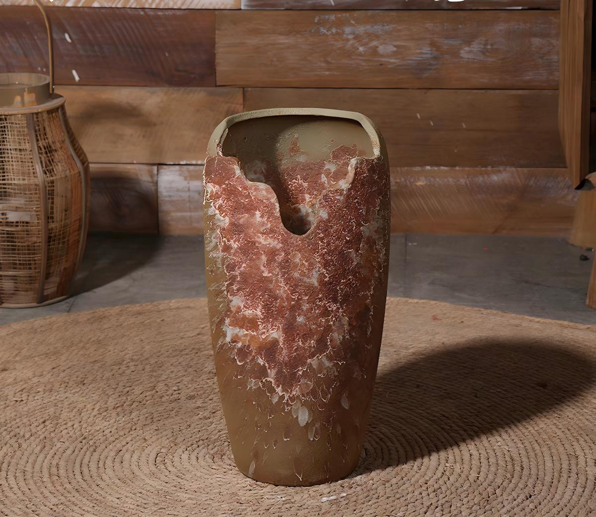 Earth & Moss — Sculptural Ceramic Vase
